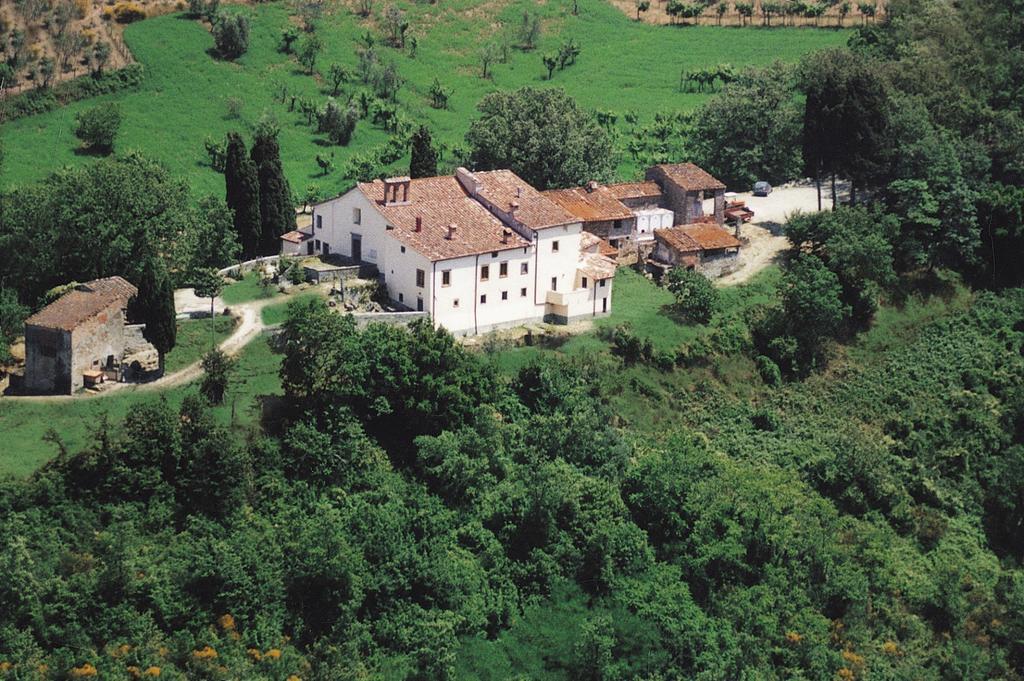 Agriturismo Di Baroni Enzo Dicomano ภายนอก รูปภาพ