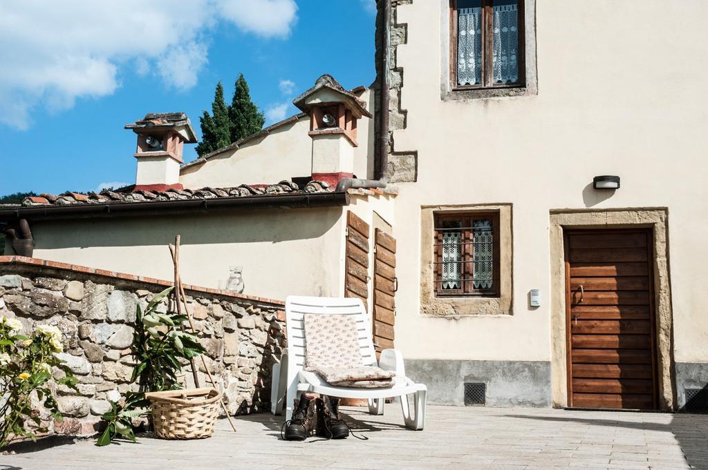 Agriturismo Di Baroni Enzo Dicomano ภายนอก รูปภาพ